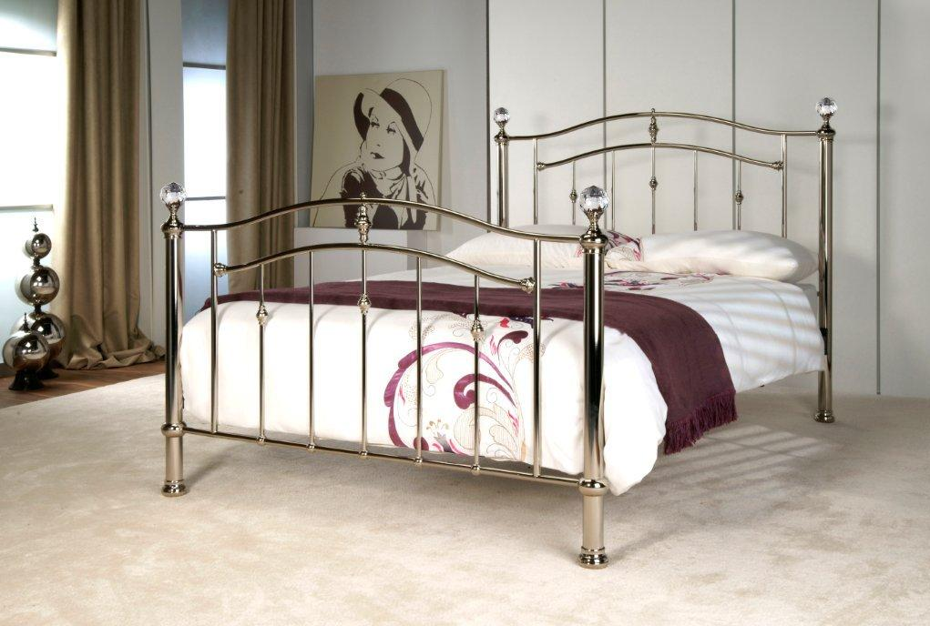 Cassy Bed