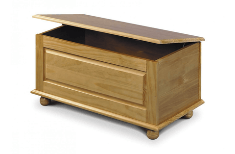 Pickwick Blanket Box